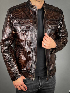 Veste en cuir de style motard en peau de crocodile pour hommes, entièrement personnalisée, avec fermetures à glissière à l'avant en peau de mouton pure d'origine 100% - Product Image 4