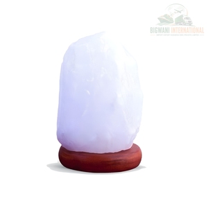 Lampe en sel de roche himalayen blanc naturel, lampe de table en cristal brut artisanal avec base en bois, décoration d'intérieur, lumière ambiante - Product Image 1