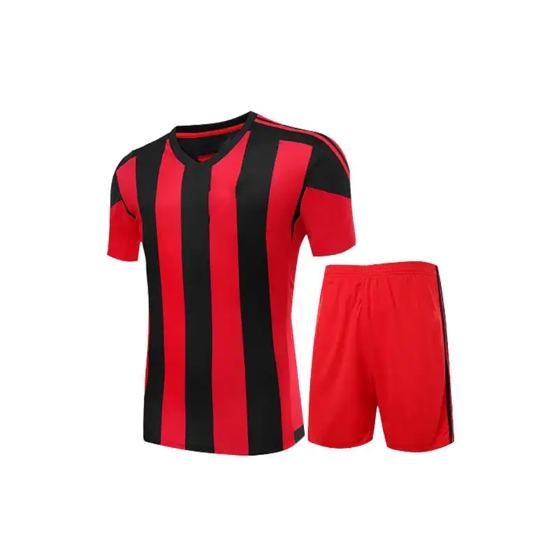 Cheap Low MOQ Sublimation Customized Soccer Uniform made of High Quality Polyester Fabric soccer uniform