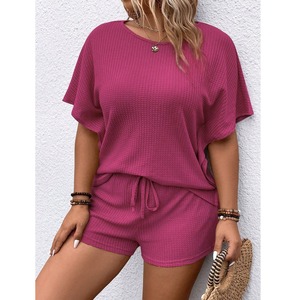 Haute qualité été dame imprimé lâche décontracté vêtements pour femmes ensembles T-Shirt croix court femmes pantalon court ensemble du fournisseur BD - Product Image 1