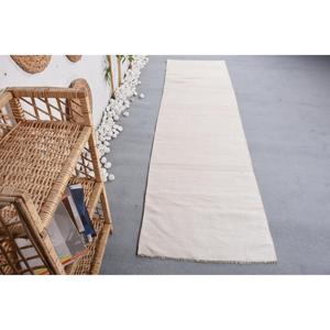 Tapis de couloir vintage turc 2,3x8,4 pi (69x257 cm), tapis kilim persan beige - Product Image 1
