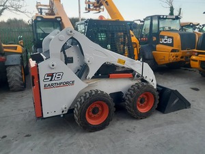 Cargadora Compacta Earthforce 518 con Retroexcavadora, Capacidad de Carga de 1 Tonelada, Cucharón Frontal, Cargadora de Ruedas Compacta para Uso Agrícola y de Construcción - Product Image 5