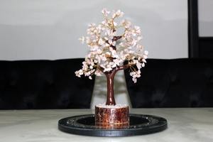 Árbol de la suerte decorativo para interiores con chips de cristal de cuarzo rosa, piedras preciosas sueltas para curar - Product Image 3