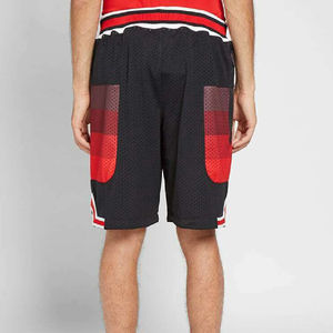 Shorts de basketball pour hommes en gros, logo personnalisé, impression par sublimation, matière polyester respirante, collection sportswear été 2026 - Product Image 4