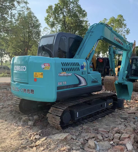 Venta al por mayor CE: Miniexcavadoras Kobelco SK75 de 7 toneladas con motor EPA, cucharón hidráulico y accesorios esenciales - Product Image 6