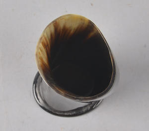 Authentique gobelet à boire en corne de bœuf polie naturelle, artisanal, style viking traditionnel, chope à bière, petit récipient à miel en corne de buffle - Product Image 6