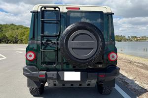 IN-EO-S Grenadier Fieldmaster Edition 2024, Turbo de 6 Cilindros, Tracción en las Cuatro Ruedas Permanente, Transmisión Automática - Product Image 6