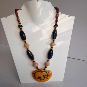 Premium haute qualité nouveau collier en résine de bijoux de mode vente chaude de l'inde collier fait main pour les femmes et les filles résine - Product Image 3