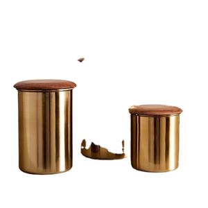Bougeoir cylindrique de forme ronde en métal de luxe avec couvercle en bois Pot à bougie antique en laiton de haute qualité - Product Image 1