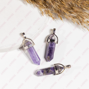 จี้หินอะเมทิสต์ดีไซน์โดดเด่นไม่ซ้ำใคร สีม่วงบำบัดรักษา เหมาะสำหรับการทำสมาธิ ใส่เป็นเครื่องประดับในงานปาร์ตี้ ราคาดีที่สุด - Product Image 1