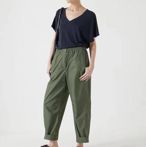 Camiseta de manga corta con diseño profesional para mujer, novedad de verano, camiseta informal de algodón y poliéster para mujer, cuello en V, Color azul - Product Image 5