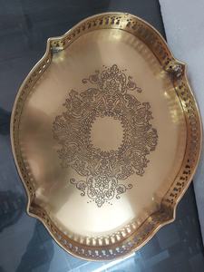 Plateau de service en laiton antique mat Conception de travail de coupe rustique Artisanat Technique en métal Laiton pur-pour les occasions de mariage - Product Image 4