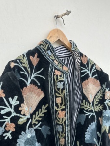 Wholesale Handmade Suzani Embroidery Velvet Winter <b>Jacket</b> Women Short Suzani <b>Jacket</b> Free Size Short <b>Quilted</b> <b>Jacket</b> - Product Image 3