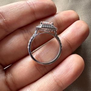 Bague de fiançailles en diamant de laboratoire de couleur rose taille Asscher avec double halo en or blanc 14 carats, bague de mariage en diamant rond à bas prix - Product Image 5