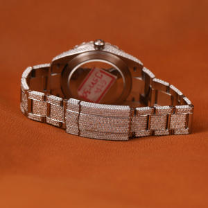 นาฬิกาข้อมือ VVS Moissanite หน้าปัดสีเขียวเลขโรมันสุดเจ๋งหน้าปัดวันที่มีประกายระยิบระยับคุณภาพสูงสำหรับผู้นำเทรนด์ - Product Image 3