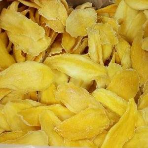 De délicieuses tranches de mangue séchées naturellement pour un maximum de saveur - Product Image 4