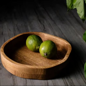 Plato de madera redondo hecho a mano, plato de madera natural duradero, ideal para servir comidas, aperitivos o añadir encanto rústico a la Mesa - Product Image 1