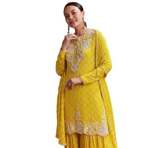 Conjunto Chinon Sharara estampado amarillo brillante con corte Dana y lentejuelas Fiesta vibrante y ceremonia de boda Traje Kurti - Product Image 3