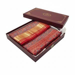 Sari de Algodón y Seda Tejido a Mano con Diseño Sindoor Rekha Ajrakh, Ropa Tradicional China - Product Image 5