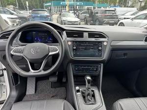 VOLKSWAGEN TIGUAN SE R-LINE FWD 2023 d'occasion en bon état (conduite à gauche/droite) - Product Image 4