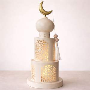 Farol Marroquí de Metal con Acabado Blanco en Forma de Media Luna con Intrincados Recortes, Brillo Cálido de Vela, Elegante Decoración Festiva para el Hogar, Regalo - Product Image 2