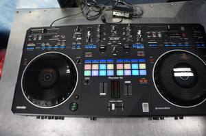 คอนโทรลเลอร์ดีเจ PioneerS DJ DDJ-REV5 รุ่นใหม่ล่าสุด แบบสแครชสไตล์ 2 ช่องสัญญาณ สำหรับ Serato DJ และ rekordbox - Product Image 4