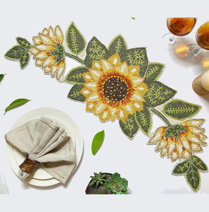 Camino de mesa con cuentas personalizado, Mantel Individual con cuentas y bordado para mesa de comedor, camino elegante para fiestas de boda y eventos especiales - Product Image 5