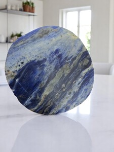 Posavasos de sodalita natural Posavasos de ágata hechos a mano de alta calidad Rodajas de ágata natural Comprar en línea de Amayra Crystals Exports India - Product Image 2