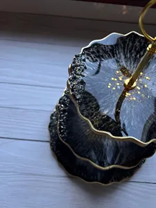 Handcrafted <b>Epoxy</b> <b>Resin</b> Cake Stand Elegant Dessert Display for Special Occasions Stylish Cake Holder for Parties and Events - Product Image 5