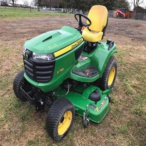 Ofrecemos un servicio completo JohnDeere X758 4X4 Tractor de jardín con cortacésped con potencia de corte de césped eficiente Suministro en stock ahora - Product Image 2