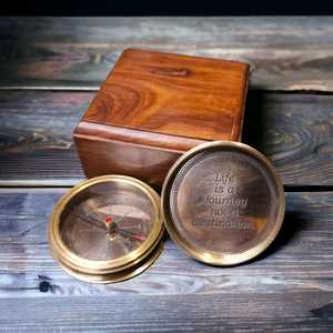 Brújula de latón náutico antiguo, reloj de sol, accesorios de brújula de bolsillo Vintage, caja de madera para Actividades de campamento al aire libre Faizacraft - Product Image 2