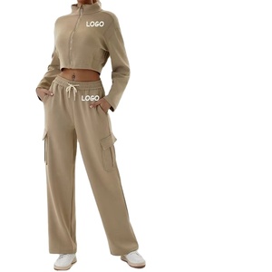 Venta al por mayor en blanco logotipo personalizado Mejor Algodón mujeres chándal conjunto de alta calidad Stand Collar Crop Top Sudadera con capucha mujeres chándal conjunto - Product Image 1