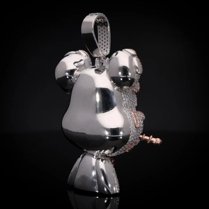 Pendentif Croix Personnalisé en Argent 925 Style Hip Hop, Design Tendance Streetwear Sertie de Diamants Moissanite, Breloques Personnalisées - Product Image 6