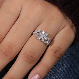 Bague d'éternité de fiançailles et de mariage en argent sterling 925 plaqué or 14 carats avec perle de 0,97 carat taille poire marquise, conçue sur mesure - Product Image 4