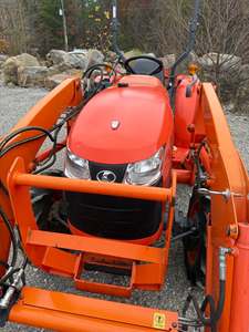 Tractor Utilitario Agrícola Usado L3200D Diésel 4WD con Transmisión de Engranajes, 30HP, con Características Multifuncionales - Product Image 2