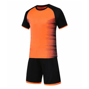 Uniformes de Fútbol Profesionales al por Mayor, 100% Poliéster, Manga Corta, Ligeros, Directo de Fábrica OEM, Ropa Deportiva de Otoño - Product Image 2