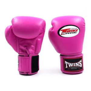 Gants de boxe personnalisés pour sparring jumeaux, gants d'entraînement de Muay Thai, gants de sparring de qualité supérieure en cuir de vachette, logo personnalisé - Product Image 4