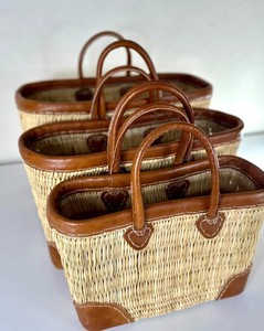 Ensemble de sacs en paille marocains tissés à la main : Sac de plage bohème avec poignées en cuir - Product Image 1