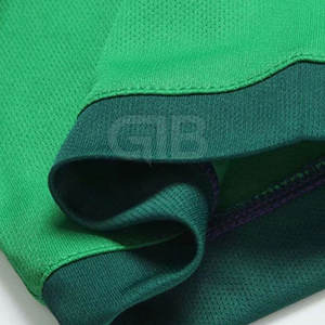 Nouvelle arrivée Vêtements de football personnalisés Uniforme de haute qualité avec impression haut de gamme à bas prix - Product Image 4