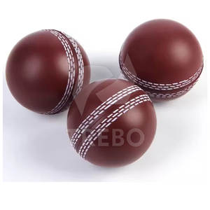 Balle de cricket en cuir léger hautement écologique avec logo personnalisé, disponible en plusieurs couleurs, poids pour les clubs académies sportives - Product Image 3