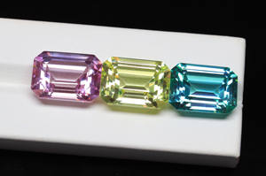 Fabrication de bijoux en pierres précieuses paraiba synthétiques de laboratoire traitées thermiquement 14x10mm saphir rose et jaune taille coussin - Product Image 4