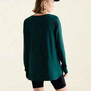 Camisetas de manga larga de alta calidad para mujer, camisetas casuales de algodón con cuello redondo holgadas hechas a medida para otoño ODM OEM de gran tamaño - Product Image 4