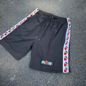 Logo personnalisé Short de basket-ball en maille sublimée respirante avec logo personnalisé de 6 pouces pour hommes - Product Image 4