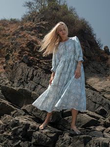 Vestido Maxi Kyra Estampado Floral 100% Orgánico al por Mayor, Vestido Bohemio de Algodón para Usar en la Playa - Product Image 3