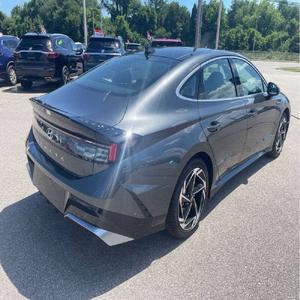 HYUNDAI SONATA 2024 EN PARFAIT ÉTAT - Product Image 3