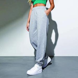 กางเกงวิ่งขายานสำหรับผู้ชายกางเกงวิ่งพร้อมกระเป๋าสัมภาระผ้าฟลีซลำลองแบบปกติพิมพ์ลายออกแบบได้ตามต้องการ - Product Image 3