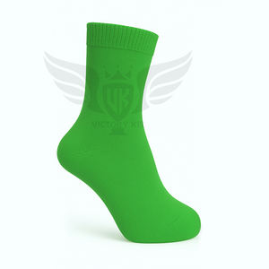 Chaussettes de sport en coton respirant pour hommes, couleur verte unie, pour un usage quotidien - Product Image 3