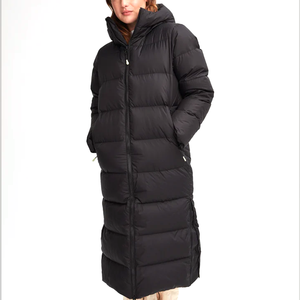 Chaqueta larga acolchada de mujer de color sólido a precio de venta al por mayor/chaqueta acolchada larga de mujer de manga regular a la venta - Product Image 1