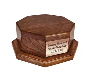 Urna de Madera Octogonal de Estilo Minimalista Personalizada para Cenizas Humanas con Base, Recuerdo para Cenizas, Artículos Funerarios Conmemorativos - Product Image 1