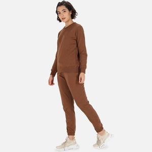 Ensemble de survêtement d'hiver deux pièces pour femmes Ensemble de jogging deux pièces pour femmes personnalisé Survêtements pour femmes de qualité supérieure avec OEM - Product Image 3